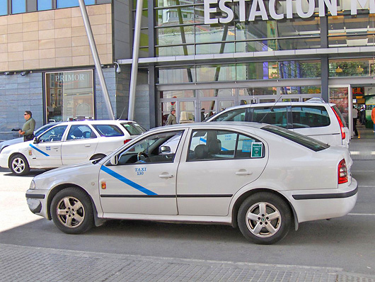 Transport & Travel - Taking a taxi on the Costa del Sol